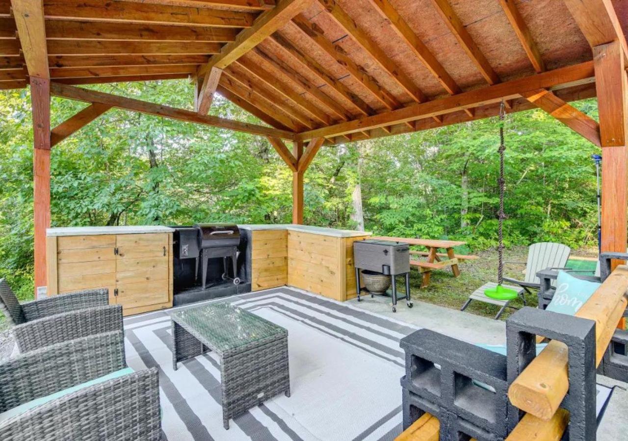 Luxury Family Retreat: Mountain Cabin Oasis Sevierville Exterior photo