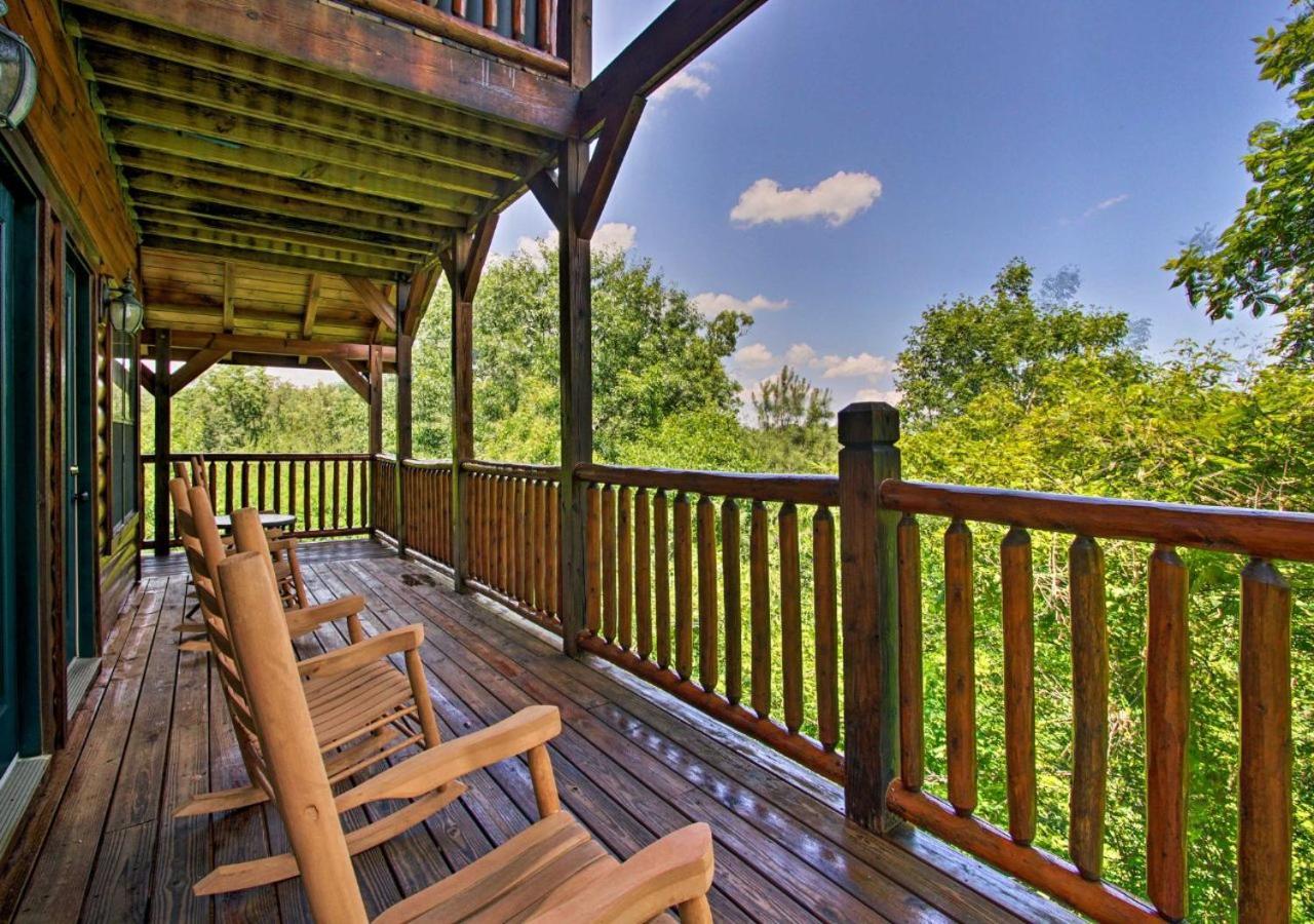 Luxury Family Retreat: Mountain Cabin Oasis Sevierville Exterior photo