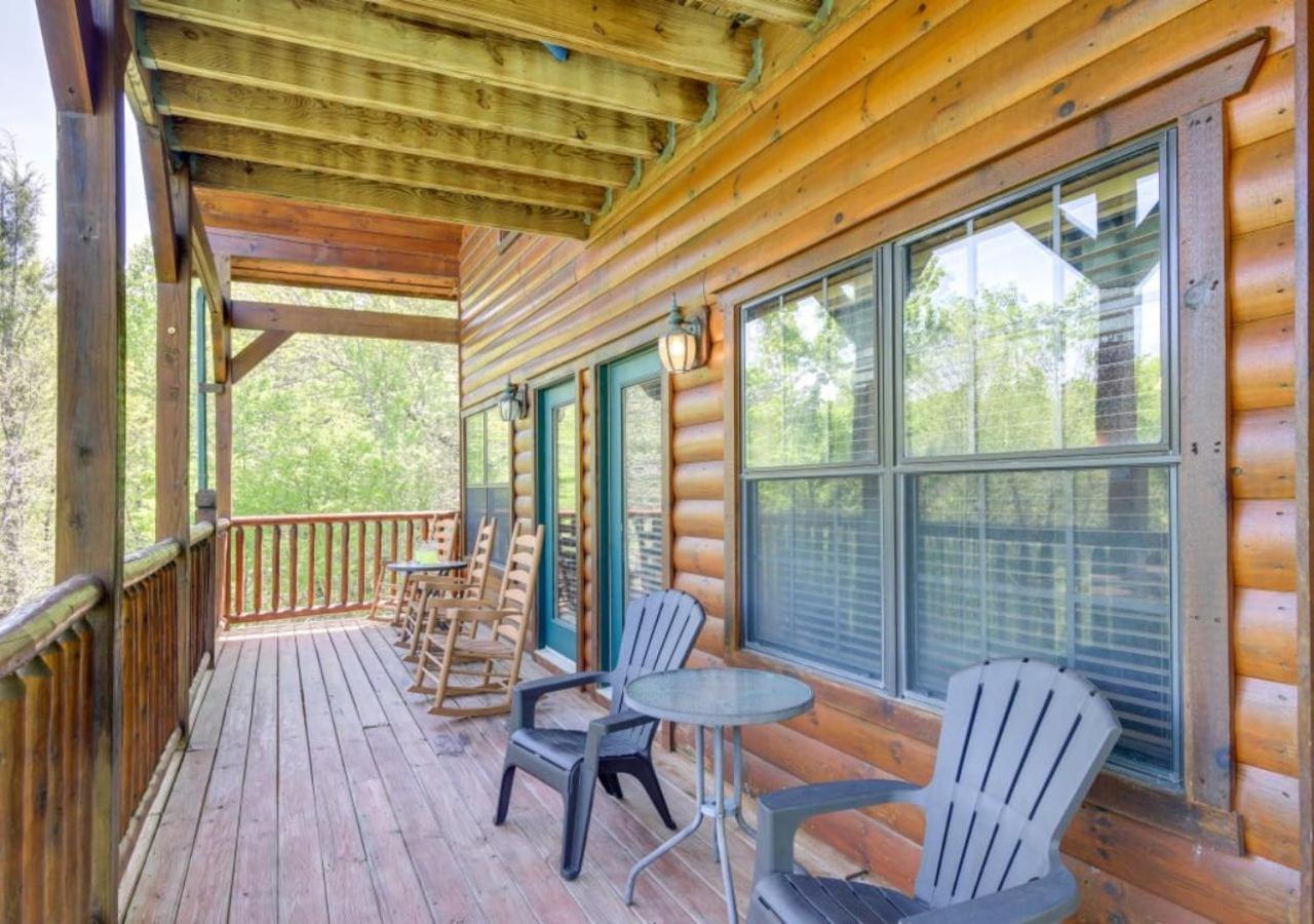 Luxury Family Retreat: Mountain Cabin Oasis Sevierville Exterior photo