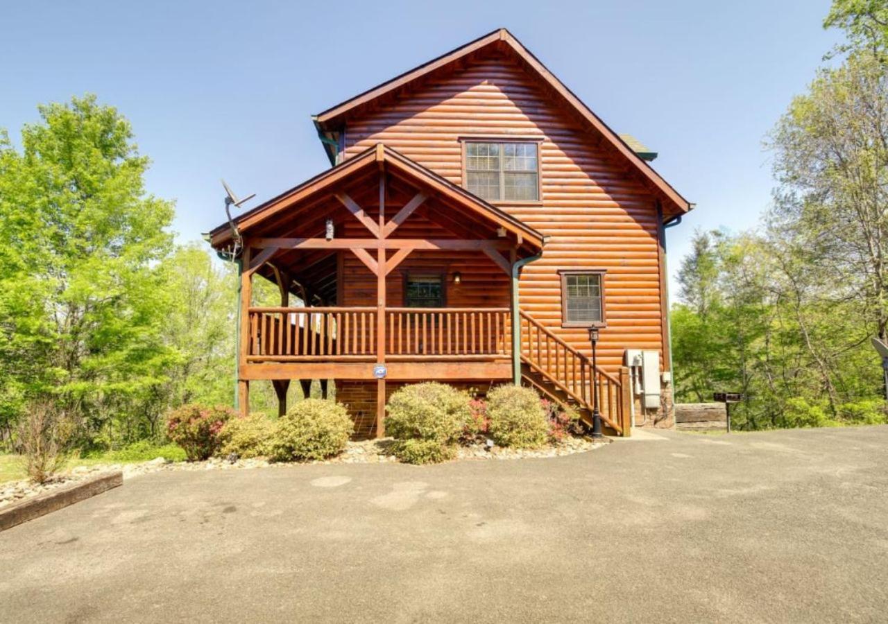 Luxury Family Retreat: Mountain Cabin Oasis Sevierville Exterior photo