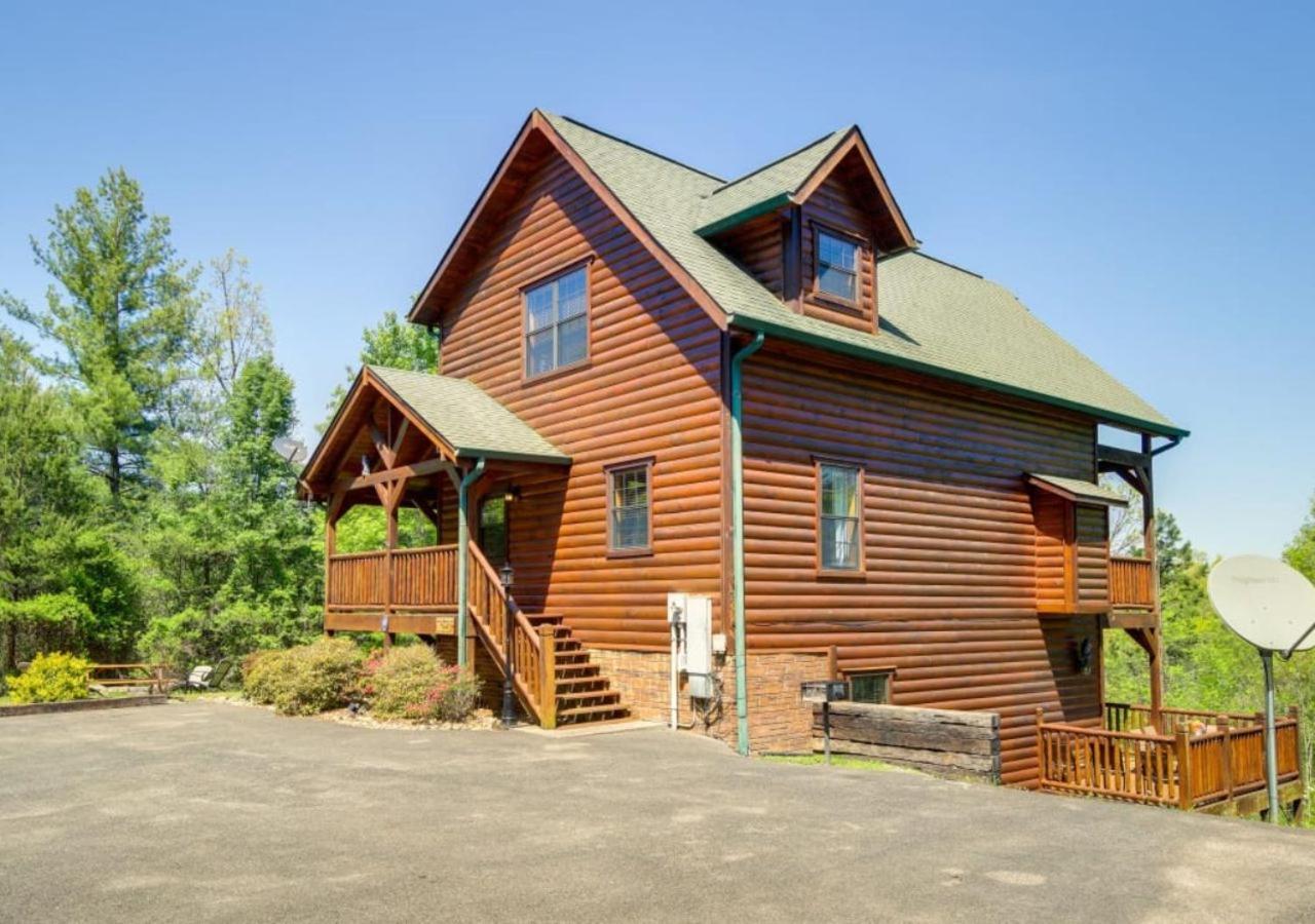 Luxury Family Retreat: Mountain Cabin Oasis Sevierville Exterior photo